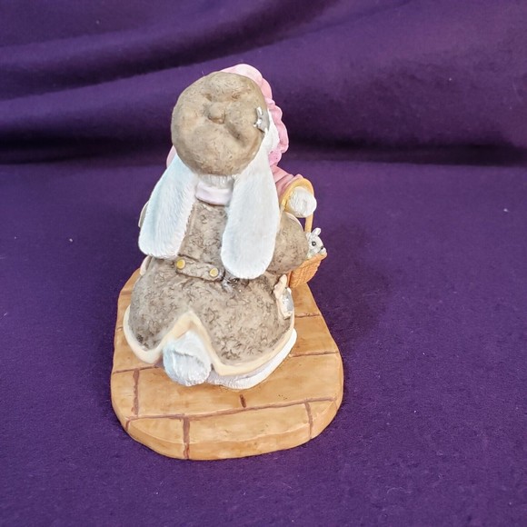 Patchville Bunnies Honey Bunny w/original box 1996 Easter Rabbit Bunny Valentine - Picture 3 of 7